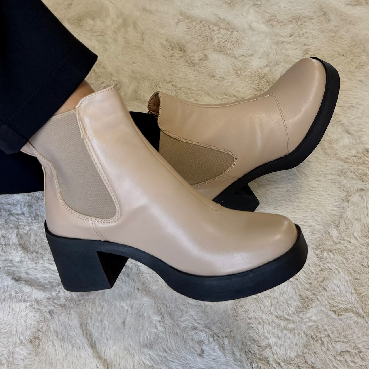 BOTA SUA CIA 15305 BEGE